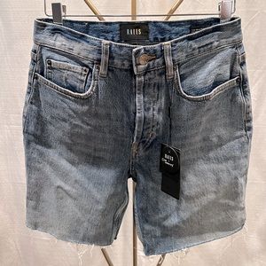 NWT Women’s Beachwood Short (Lake) Size 26